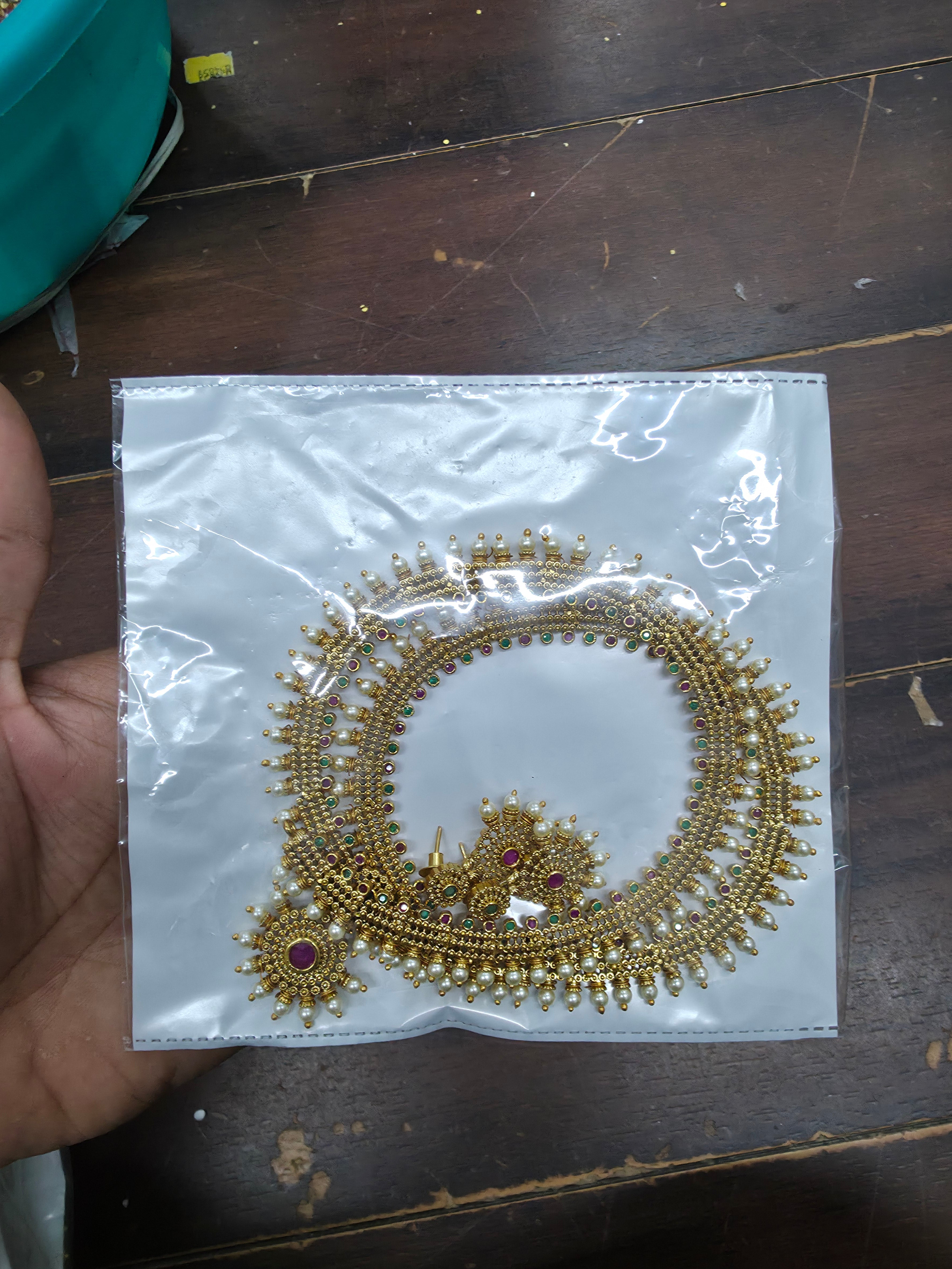 Finish Kemp Stone South Indian Guttapusalu Necklace with Matching Studs